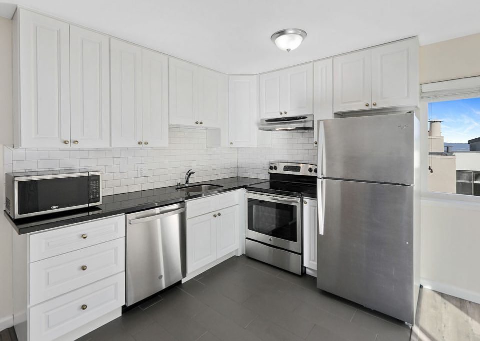 1st image of 25 Glendale St APT 9