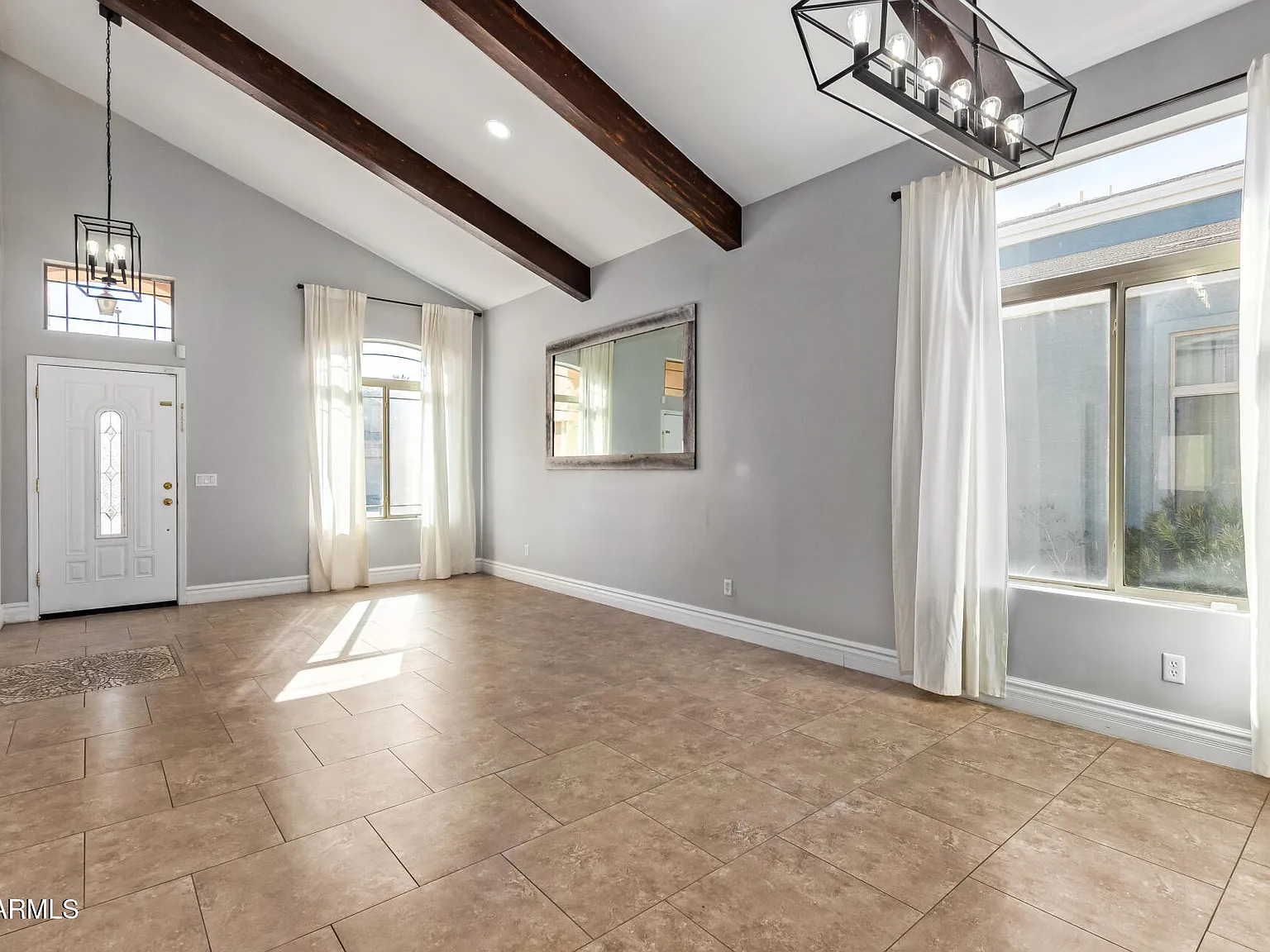 5 bed, 3.0 bath, 3434 sqft, $2,900 — Photo 4