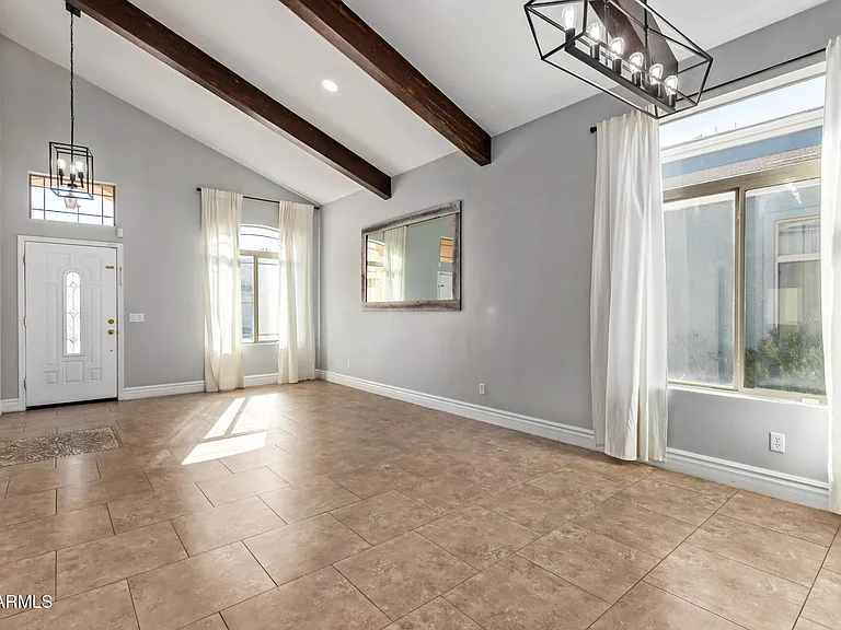 8406 W Pioneer St — Photo 4