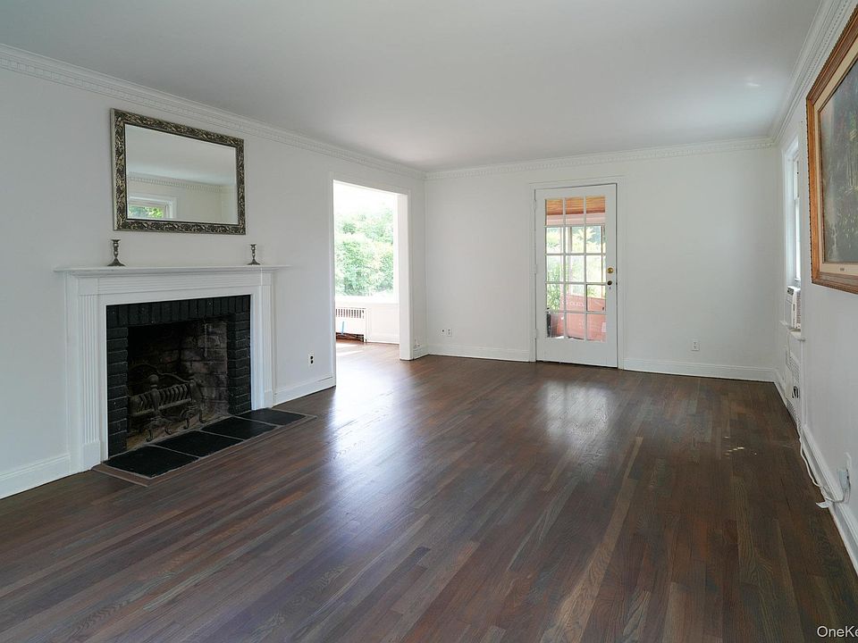 1st image of 10 Ridge Rd