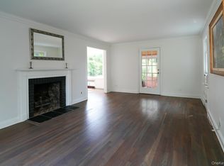 10 Ridge Rd, East Williston, NY 11596