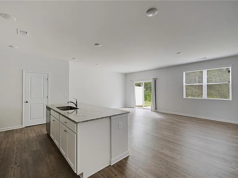 5141 Sidney Square Dr — Photo 10