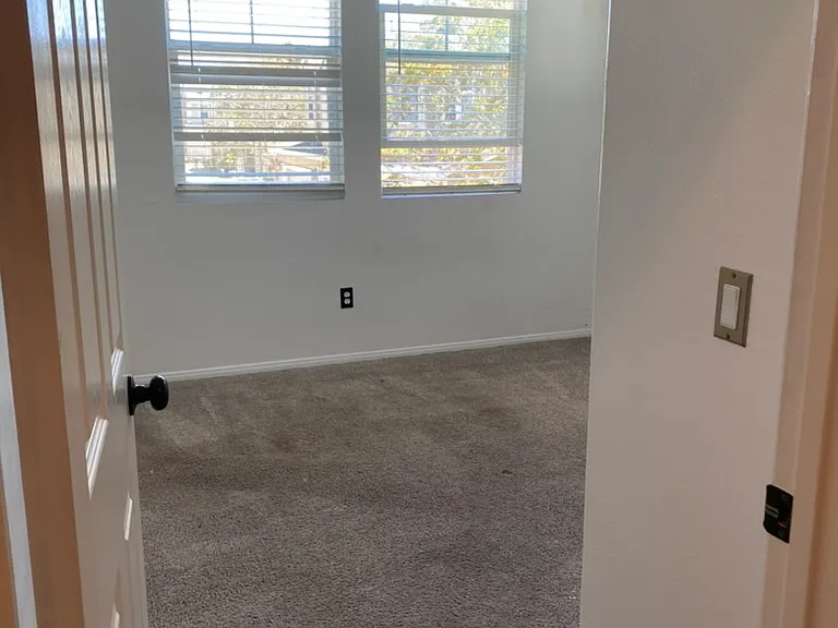 3000 Orleans Dr — Photo 7