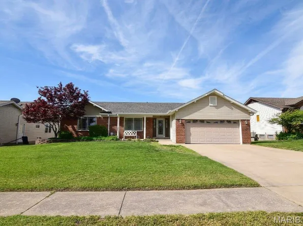 12028 Clichy Ln, Bridgeton, MO 63044