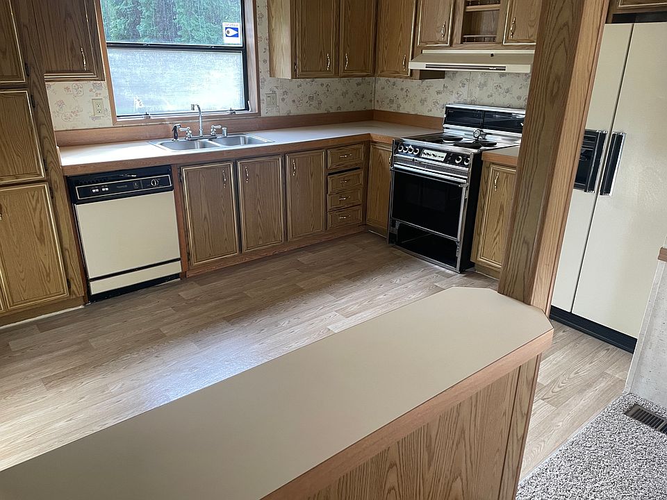 1st image of 6412 96th St E