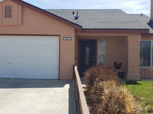 211 Willow Springs Ave, Coalinga, CA 93210