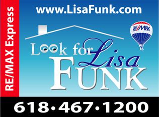 808 Wind Rivers Dr, Grafton, IL 62037