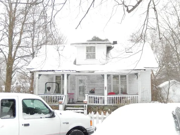 2807 Vanderburg St, Lake Station, IN 46405