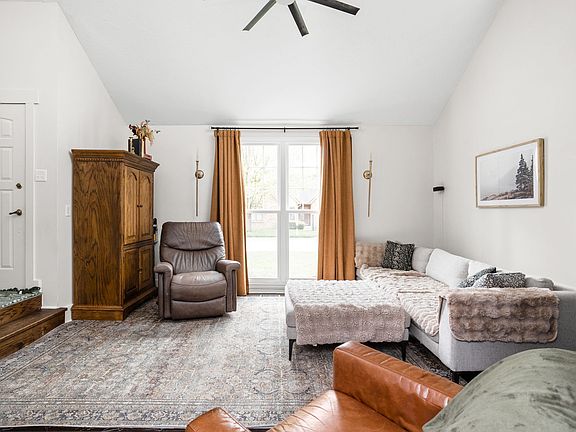 5th image of 5492 Winterhazel Dr
