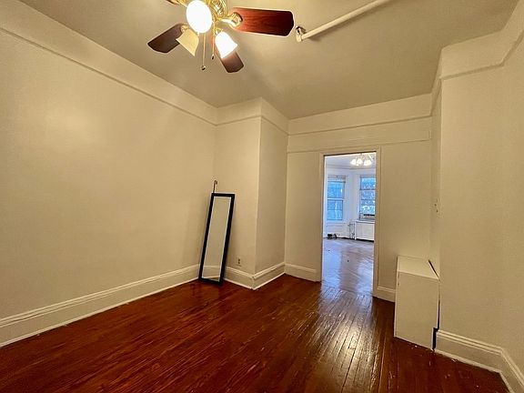 3rd image of 162 Underhill Ave #3B