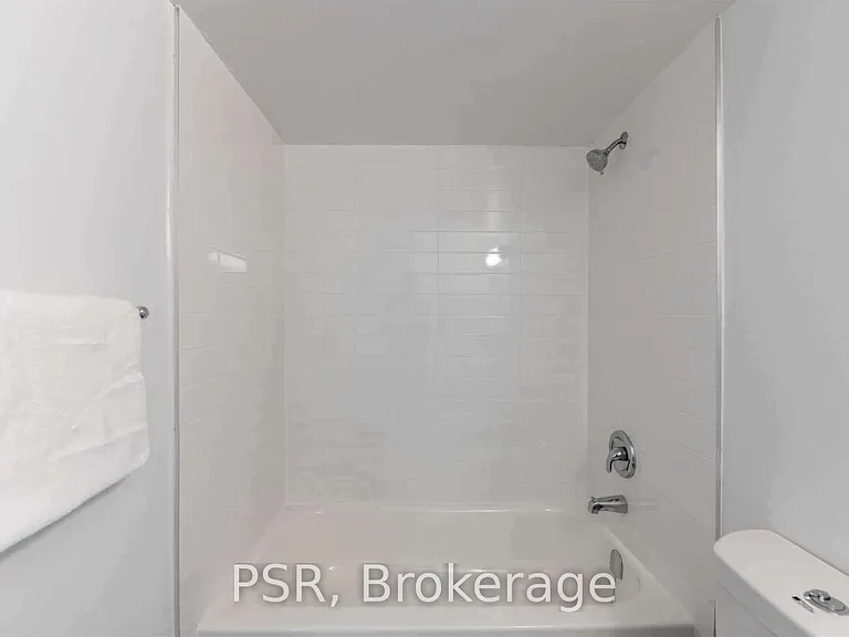 240 Markland Dr #706 — Photo 15