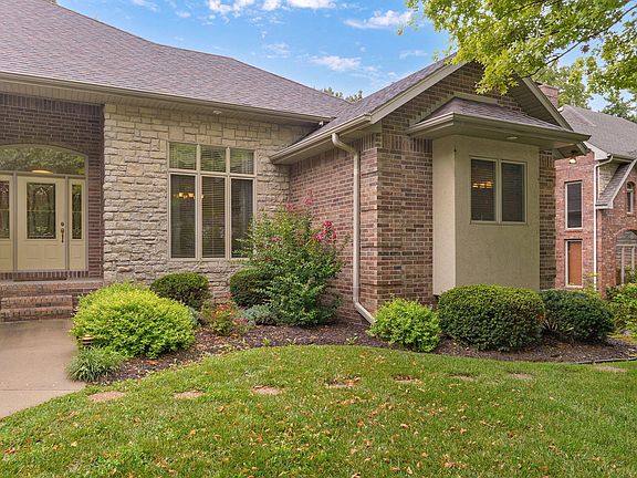 4th image of 2441 S Forrest Heights Avenue