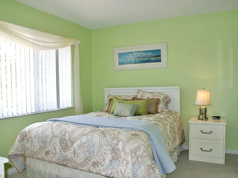 135 Palm Dr #12 — Photo 7