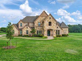 10513 Legacy Estates Dr, Burleson, TX 76028