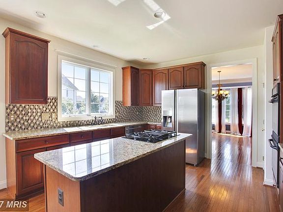 5th image of 15026 Gaines Mill Cir