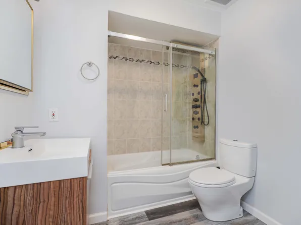 3225 Shore Parkway image 24 of 27