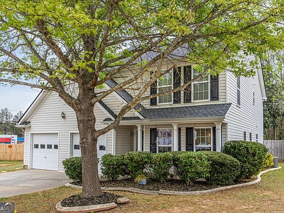 2nd image of 402 Mount Laurel Dr