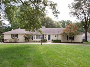 8901 Ensley Ln, Leawood, KS 66206