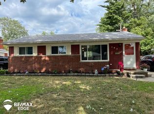 135 S Hanlon St, Westland, MI 48186