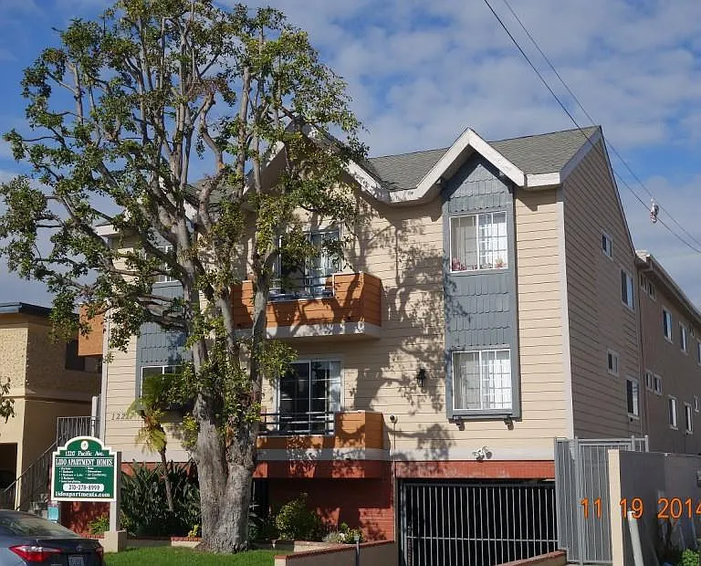 Lido Apartments - 12217 Pacific Ave — Photo 1