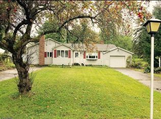 122 N Locust Lake Rd, Blairstown, NJ 07825