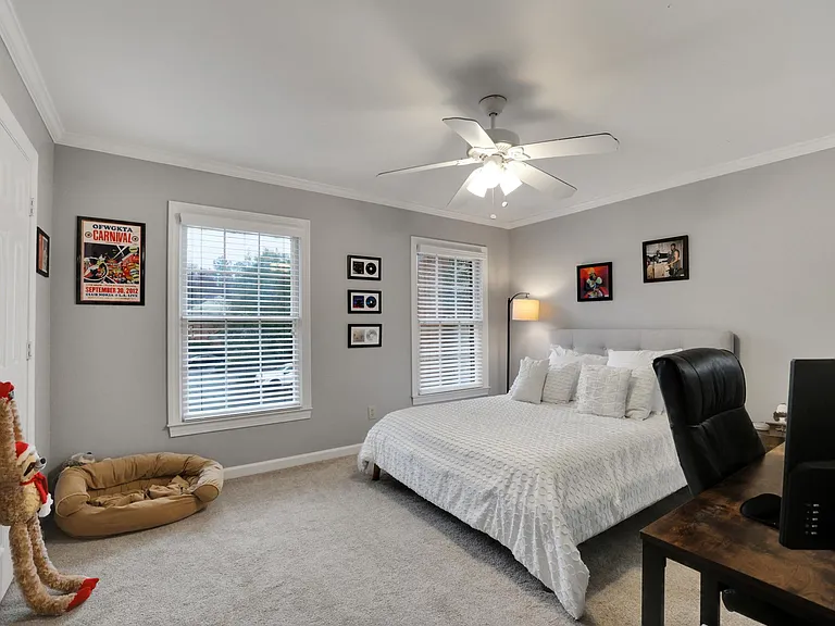 Upstairs front bedroom (before replacement of the carpet)
