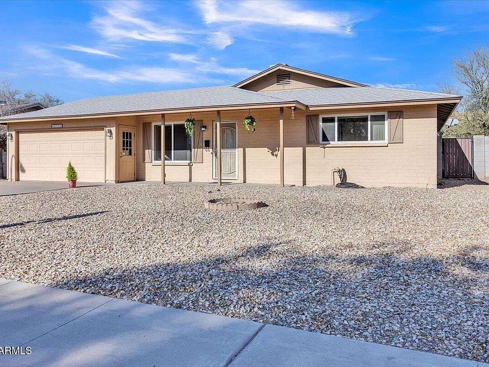 1st image of 2106 E GREENWAY Drive