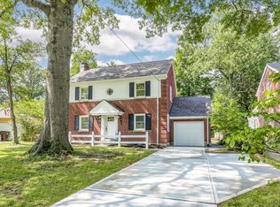 1562 Oak Knoll Dr, Cincinnati, OH 45224