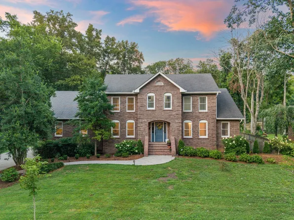 124 Laural Hill Dr, Smyrna, TN 37167