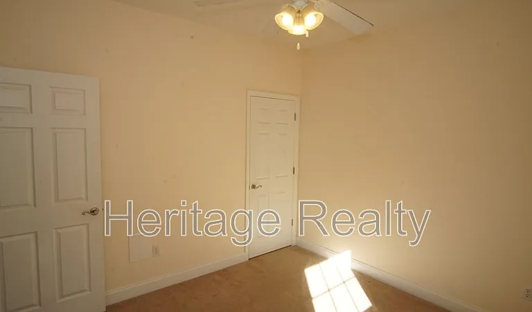 3006 Franklin Ave — Photo 21