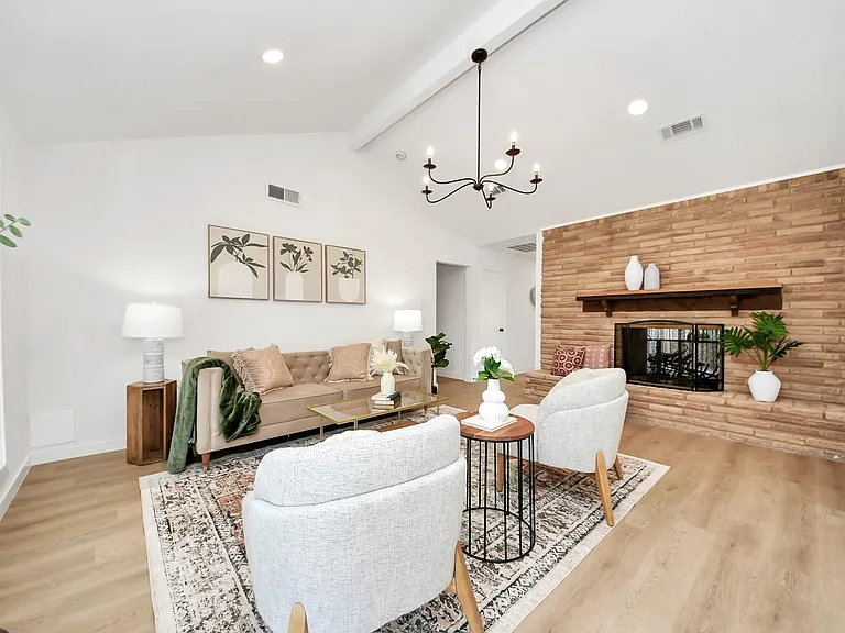 5946 Willowbend Blvd — Photo 9