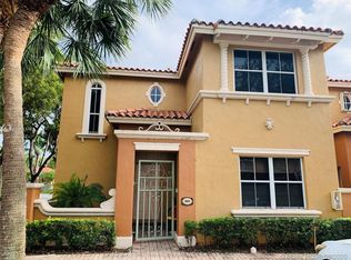 8504 NW 140th Ter APT 901, Miami Lakes, FL 33016