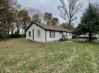 274 Browns Rd, Lafayette, TN 37083