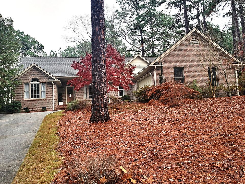 1st image of 170 Bridle Path Cir