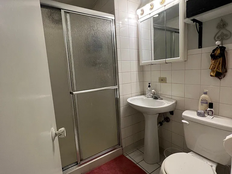 3443 N Broadway St #1E — Photo 6