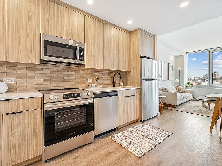 336 Douglass St #3L — Photo 4