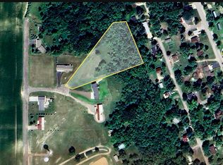 203 Lakeview Cir, Big Stone City, SD 57216