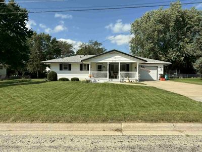 232 10th St, Pecatonica, IL, 61063