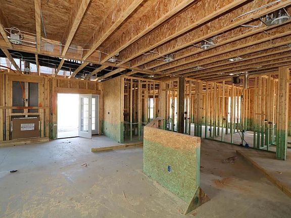 Located on 0006 in Bellington in Huntersville, NC