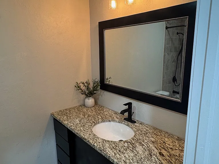 920 Countrywood Ln — Photo 19