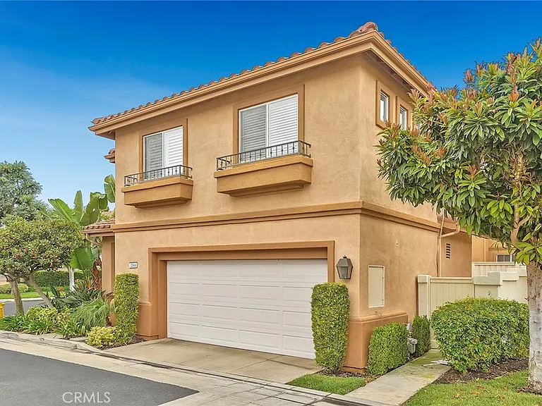 12944 Maxwell Dr — Photo 3