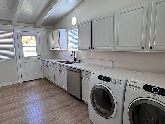 4th image of 13124 Woodcock Ave