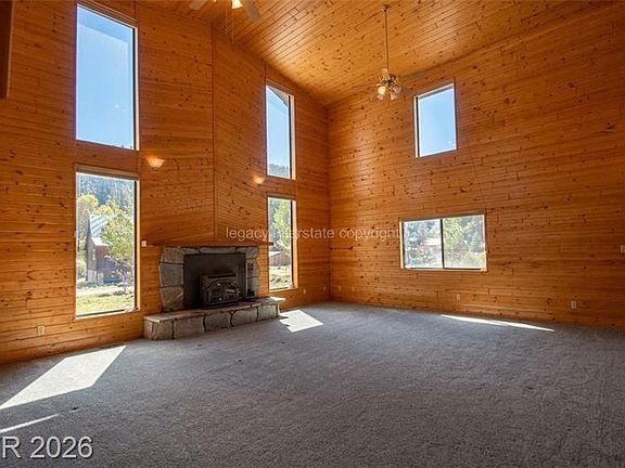 2nd image of 1129 E Ponderosa Rd
