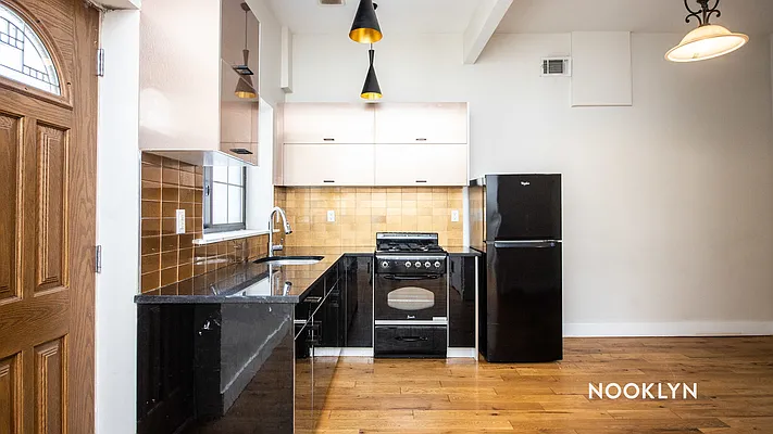 Rented by Nooklyn NYC LLC | media 11
