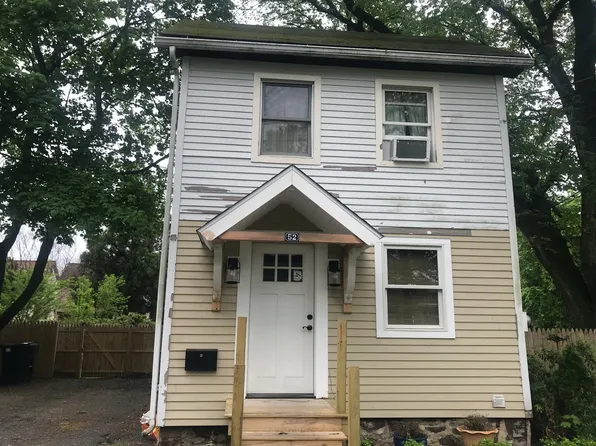 52 Church St, Medford, NJ 08055