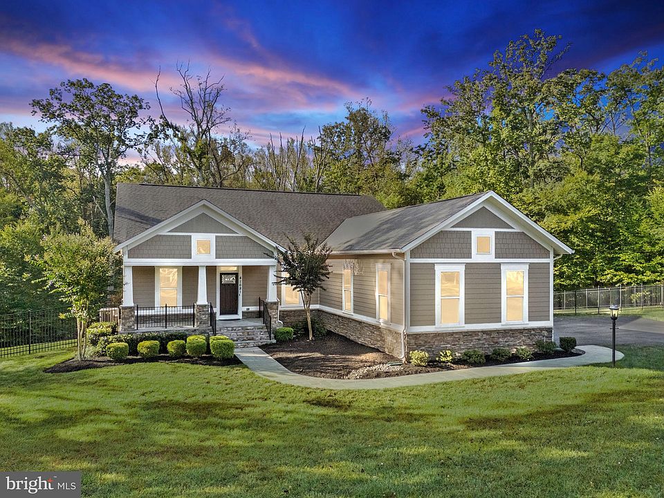 1st image of 41681 Rosemont Pl