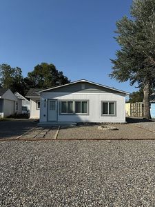 128 Clark St, Thermopolis, WY, 82443