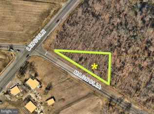 Magnolia Rd, Vineland, NJ 08361