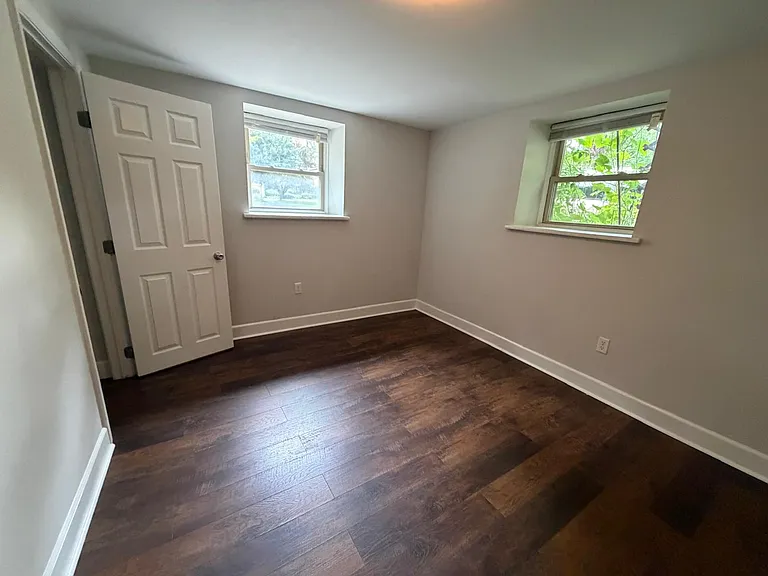 203 Sycamore Ave #G — Photo 8