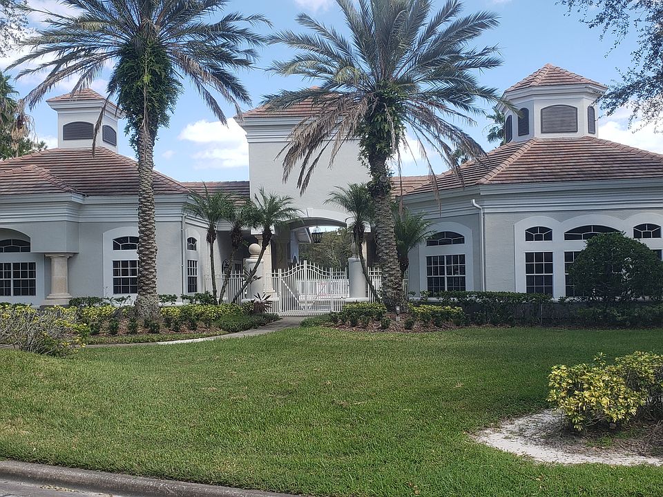 1st image of 13929 Fairway Island Dr